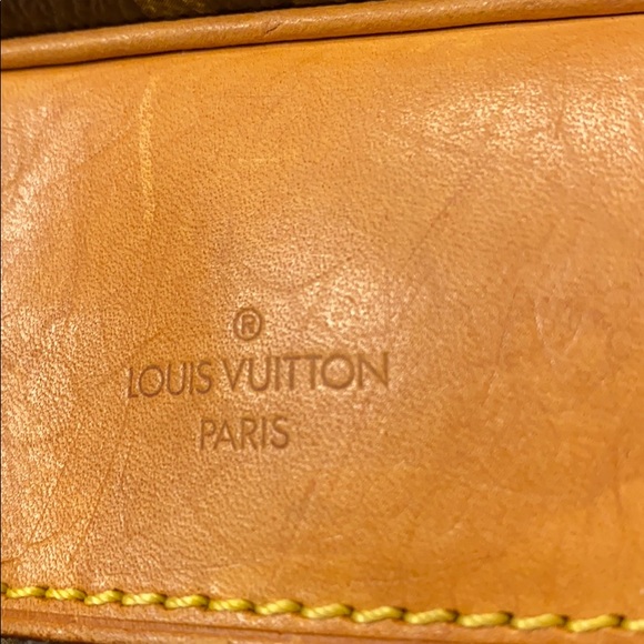 ⭐️SOLD⭐️Louis Vuitton Deauville - Picture 4 of 15